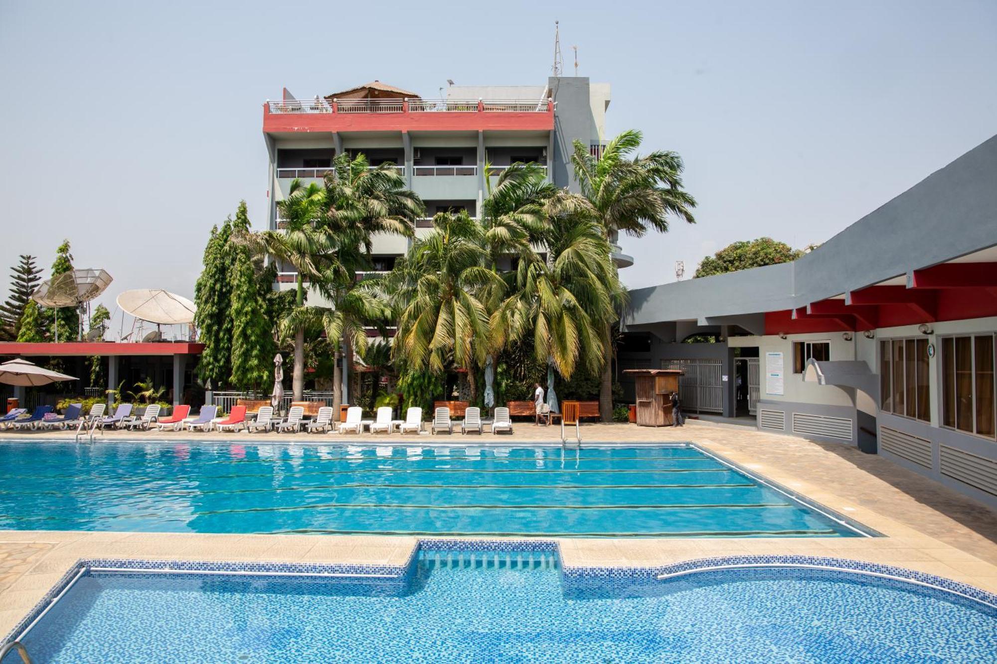 Hotel Du Lac โกโตนู ภายนอก รูปภาพ
