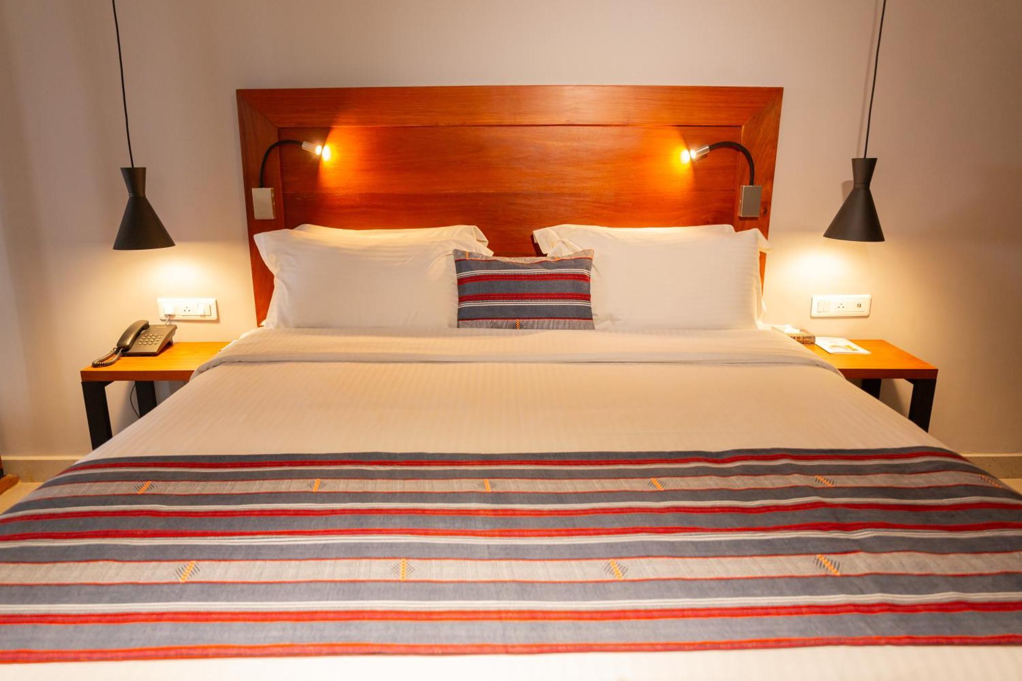 Hotel Du Lac โกโตนู ภายนอก รูปภาพ