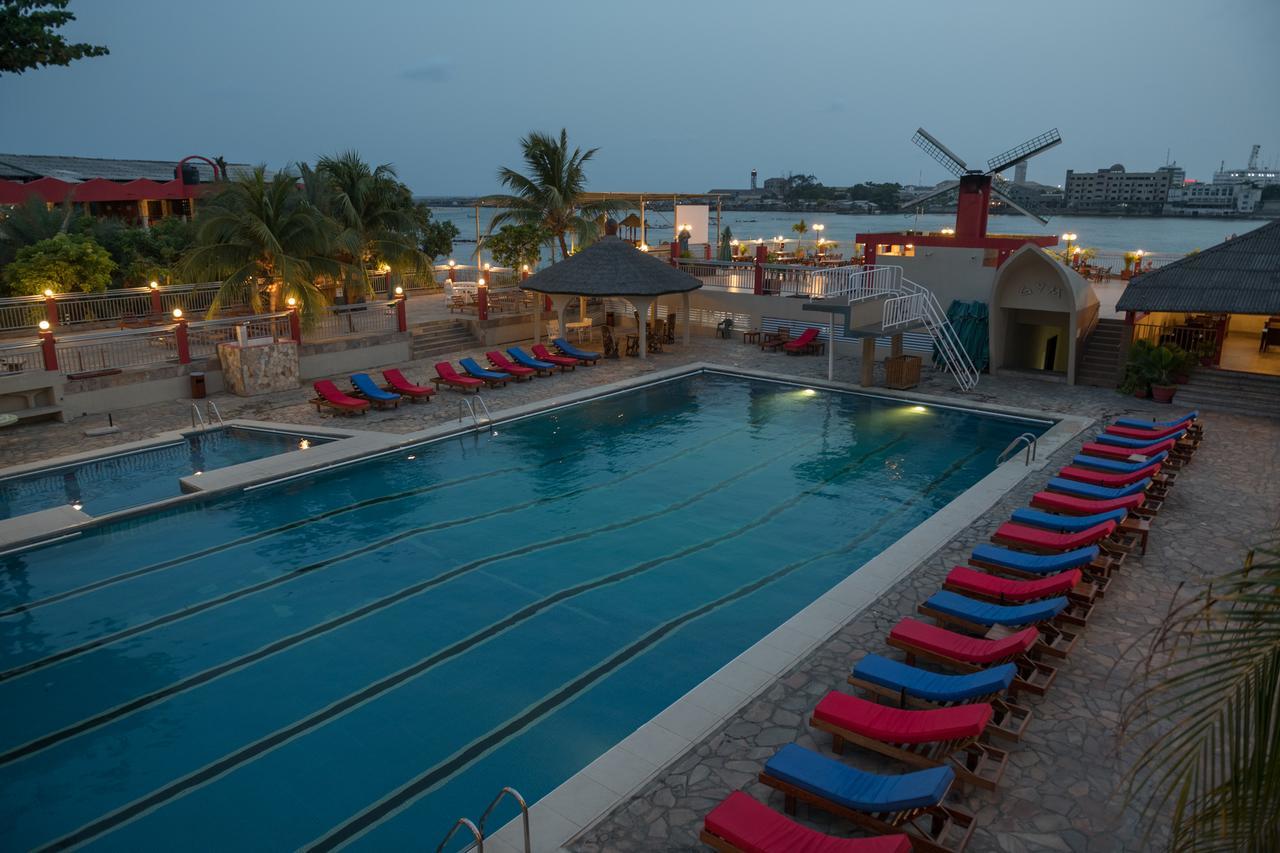 Hotel Du Lac โกโตนู ภายนอก รูปภาพ